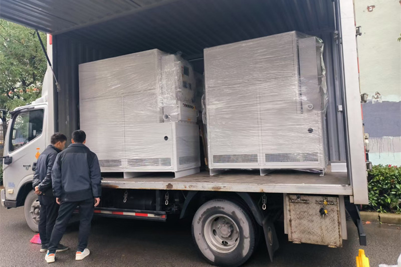 浙江某石油化工企業(yè)采購的60KW防爆加熱控溫設備已出貨 圖4