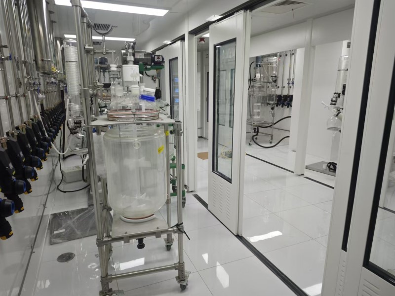 新芝阿弗斯高低溫控溫系統(tǒng)設(shè)備實(shí)拍圖1