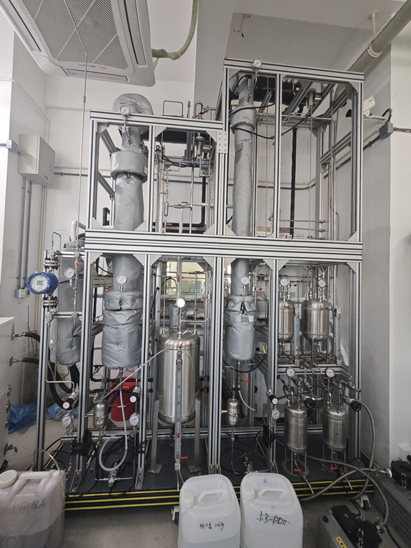 新芝阿弗斯制冷控溫系統(tǒng)設備實拍圖1